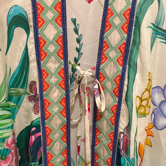 Johnny Was Cream Floral Silk Kimono Cape with Green & Pink Accents - Picture 9 of 11